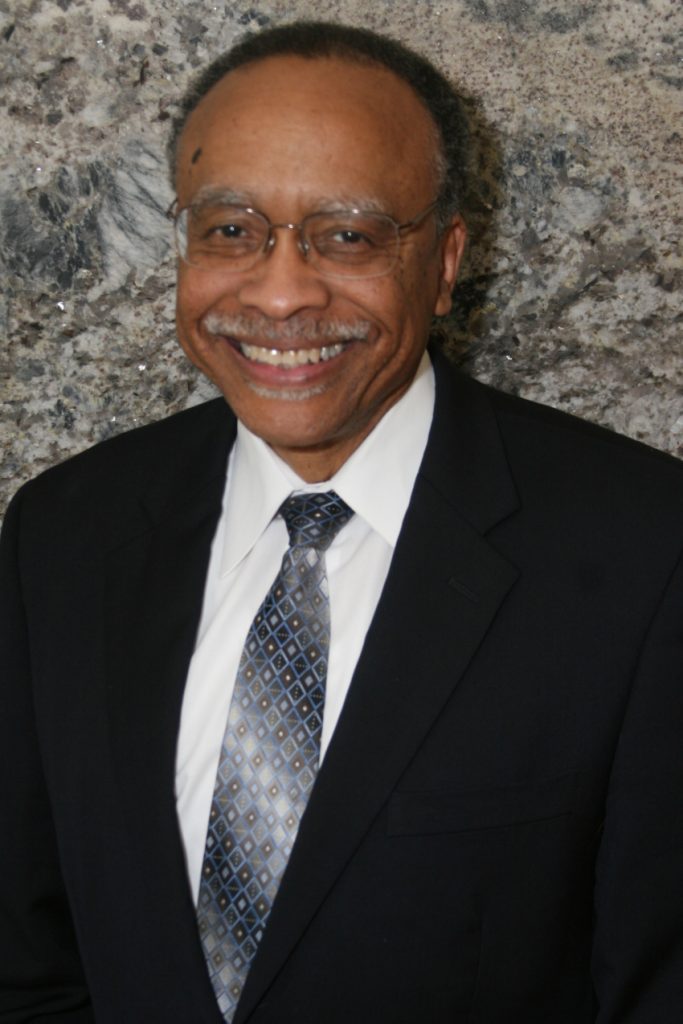 Dr. Luther Smith Jr. headshot