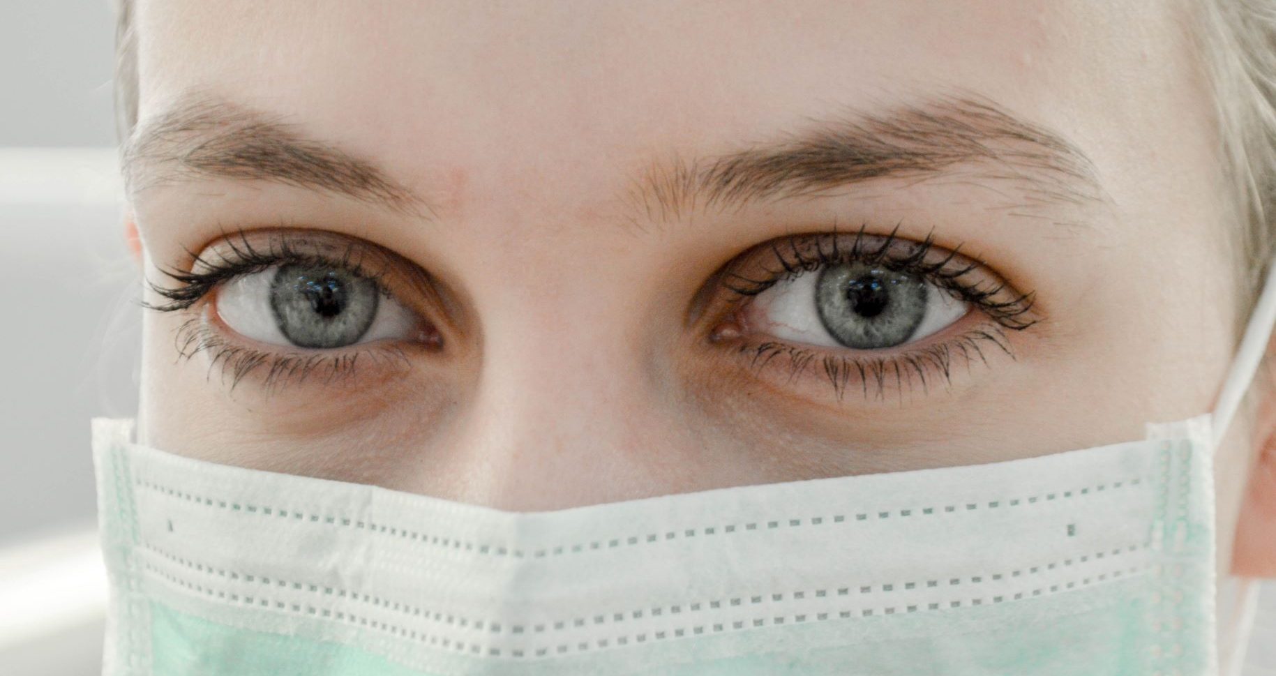 healthcare worker wearing mask