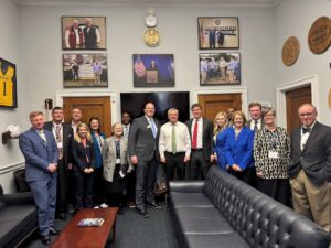 President Kenworthy and leadership from Kentucky's independent colleges meeting with Representative Comer and memebers of Senators McConnell and Paul staff.